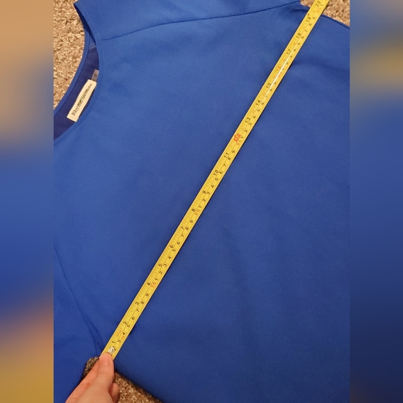 Like New Zipper Blouse - Picture 8 of 13